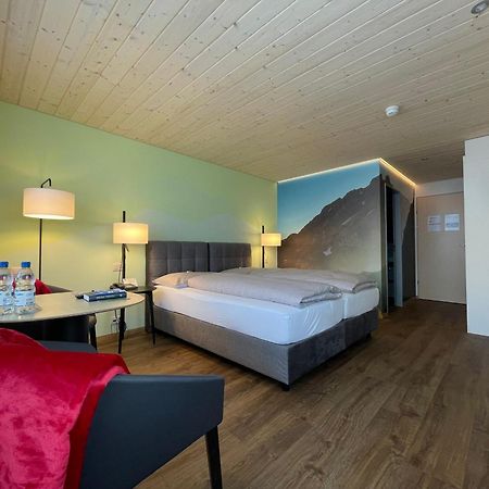 Ferien- Und Familienhotel Alpina Adelboden Bagian luar foto