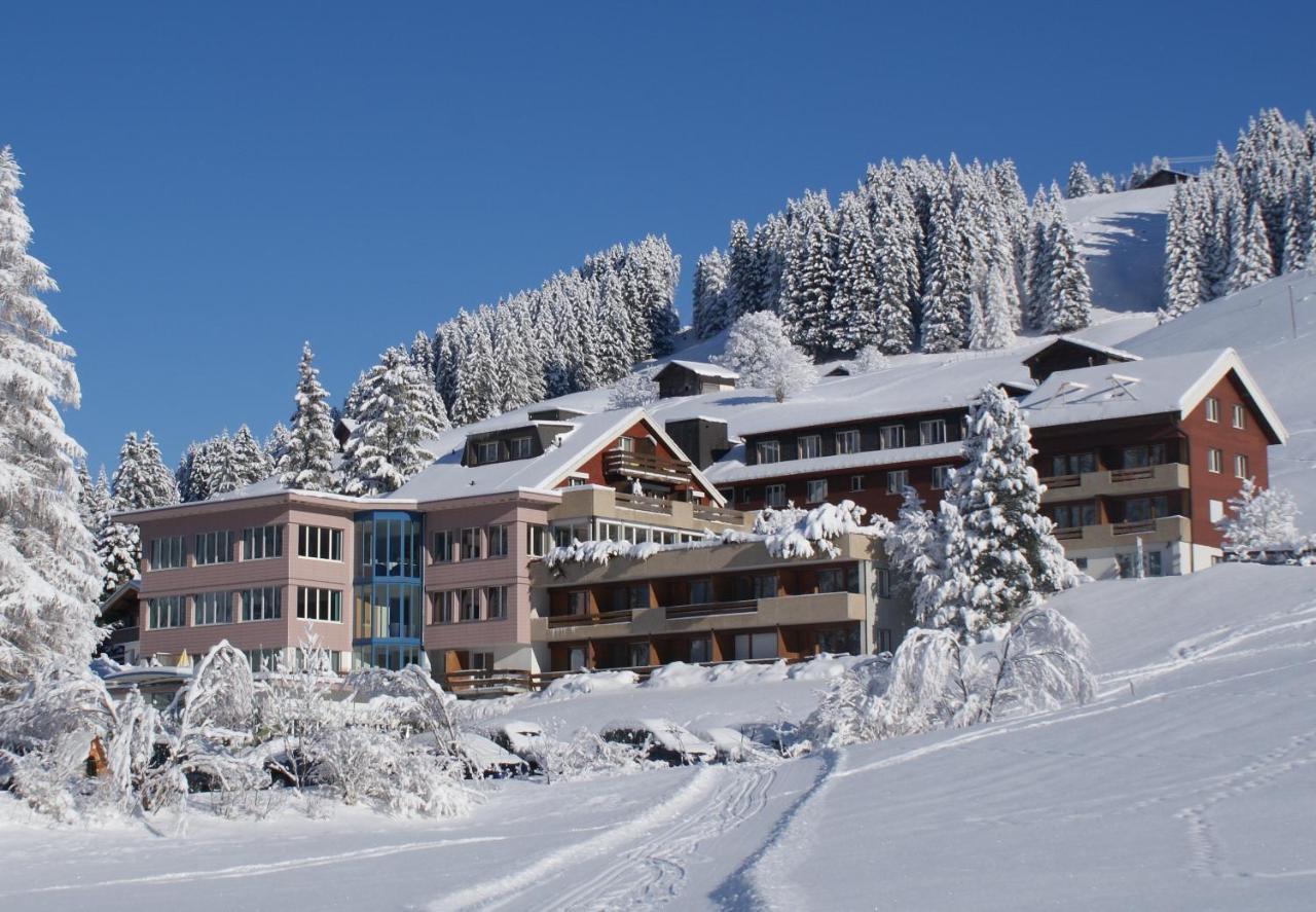 Ferien- Und Familienhotel Alpina Adelboden Bagian luar foto